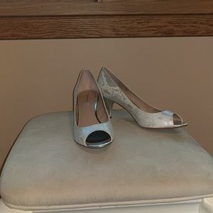 Tahari peep toe heels